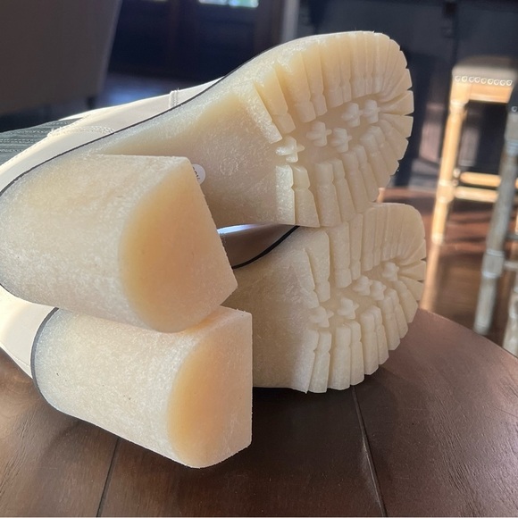 NIB $188 Free People James Chelsea White Boots 38.5 fits USA 8 or 8.5 Chunky NEW - Picture 12 of 17